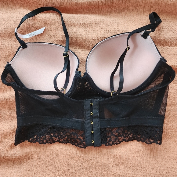Daisy Fuentes Black Light Lift Bra - Picture 2 of 5